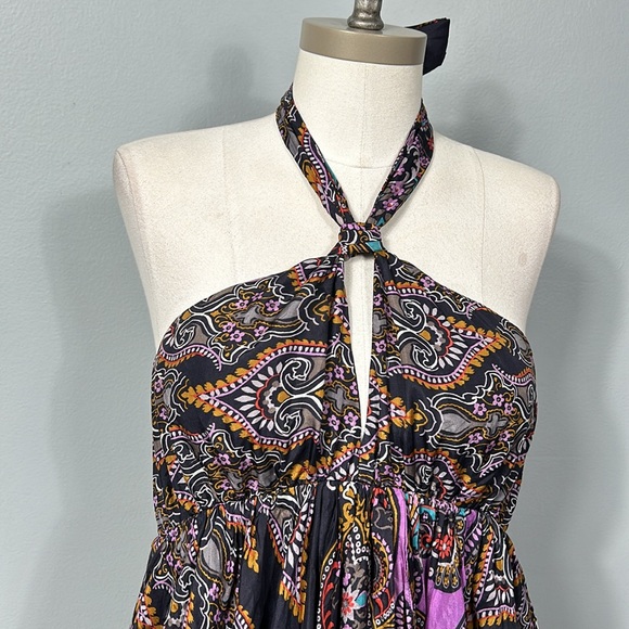 Express Purple Paisley Print Maxi halter open back dress size 10- gently used - Picture 4 of 12